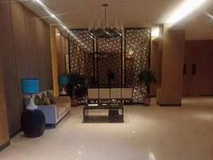 -天津京基皇冠假日酒店