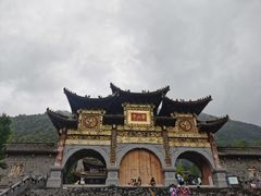 -冕宁灵山寺