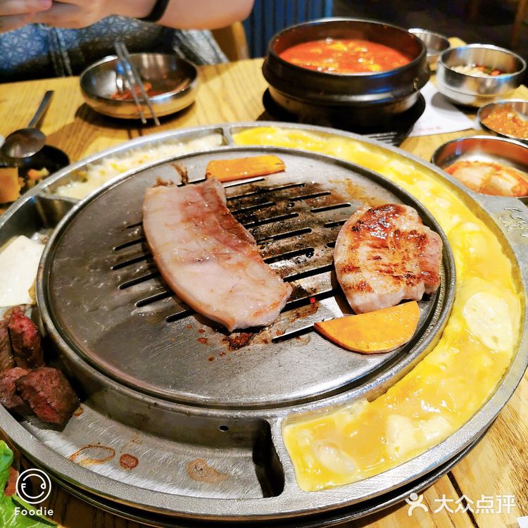这么热的中午也是挡不住吃货的