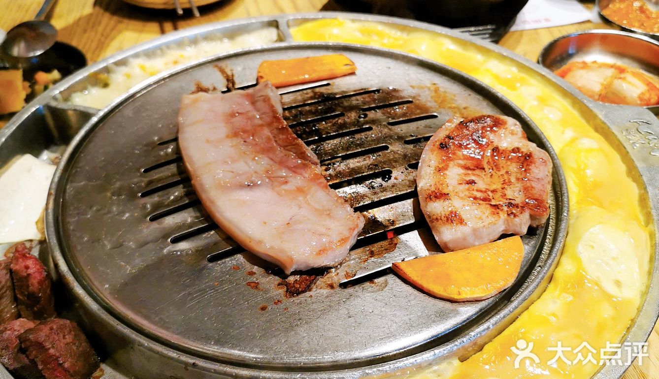 这么热的中午也是挡不住吃货的