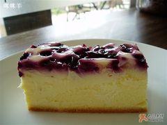完整的蓝莓芝士蛋糕-榖屋house of flour(张江首店)