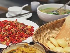 -万重锦·人文川菜馆(骡马市店)