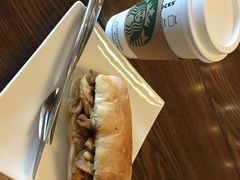 英式红茶拿铁+照烧鸡肉帕尼尼-星巴克(长春开运街欧亚店)