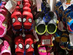 -东荟城名店仓