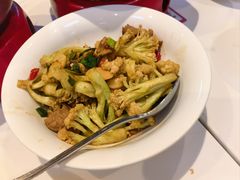 -渝是乎川渝小炒(新世界百货望京店)