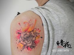 -暗夜tattoo纹身工作室