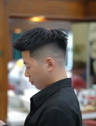 -海文先生国潮烫染男士理发馆