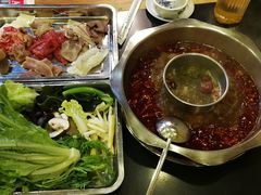 -金鼎雪山牦牛杂火锅(理县总店)