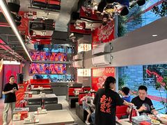 -龙巢盱眙龙虾·牛蛙·烧烤宵夜(八卦岭店)