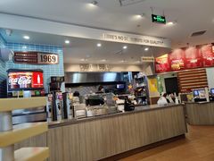 -The Habit Burger Grill 哈比特汉堡(世博店)