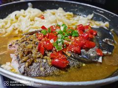 剁椒鱼头-七菜馆·东北菜·蒸饺(文体路店)