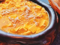 蟹黄豆腐-新加坡海鲜(国贸商城店)