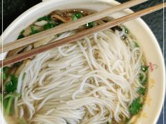 -黔阿牛菌汤牛肉粉全牛火锅(喷水池店)