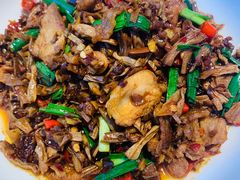 -老湘亲·品鉴湘菜(蔡塘爱琴海店)