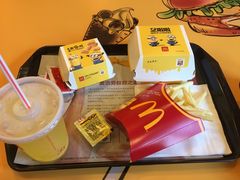 -麦当劳(杭州西湖银泰百货店)