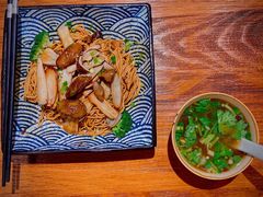 松茸干拌面-囿面传统制面馆(中央路店)