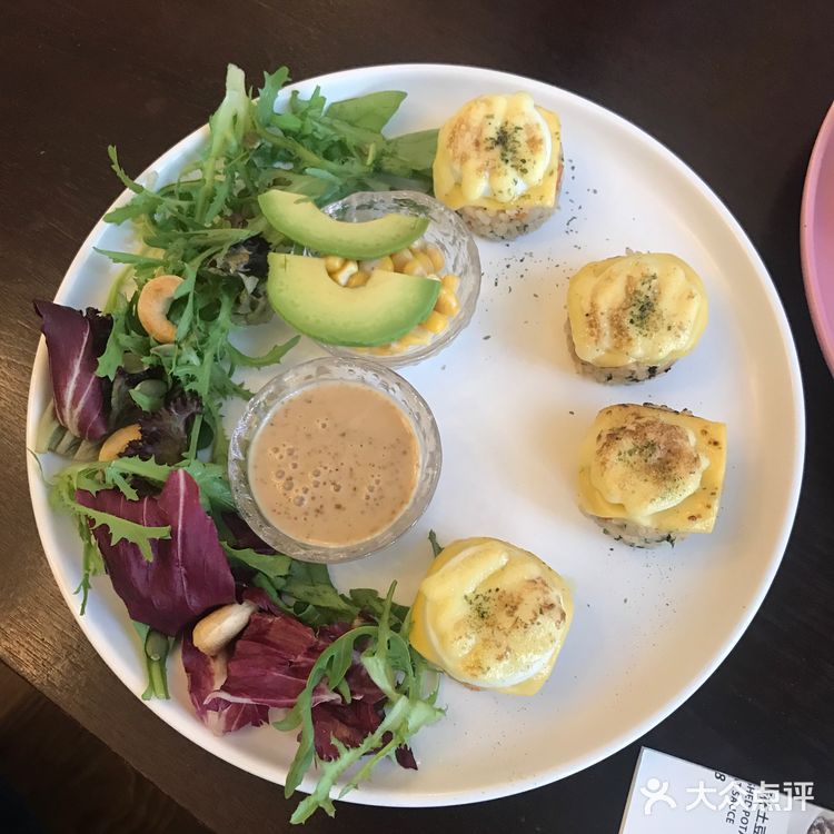 可以看的到鼓楼的鸟窝