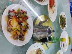 -范饭椰林川湘味海鲜·椰子鸡(三亚湾椰梦长廊店)
