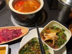 -钱小奴海鲜自助黑金店(杭州滨江龙湖店)
