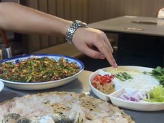 -官塘陈记鱼生·潮汕砂锅粥·牛肉火锅(潮枫路总店)