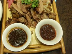 -李家猪蹄融合菜馆(河松街店)