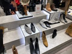 -CHARLES&KEITH(城西银泰店)