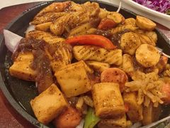 -鑫巴蜀小镇 · 水煮鱼专研店(玉桥店)