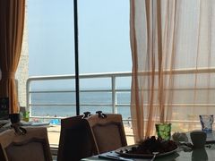 靠窗位-海天一色海景自助餐厅(西港花园店)