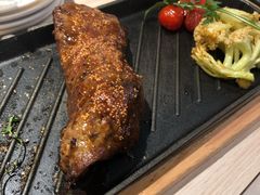 石烹厚切鲜嫩牛柳扒-卡朋西餐(悦汇城店)