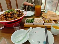 -鲁南仔·滕州炒鸡(经三路店)