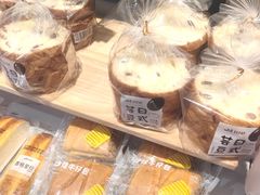 -皇冠幸福里动物奶油生日蛋糕(汉口北店)
