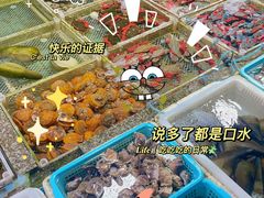 -霞涌市场海鲜摆卖区