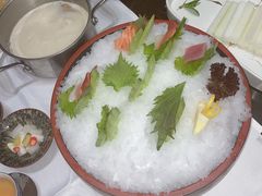 -红鼎豆捞·非遗鲍皇汤火锅(宝丰路店)