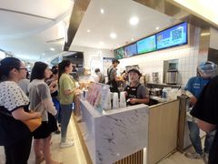 -CoCo都可(湖滨银泰店B区店)
