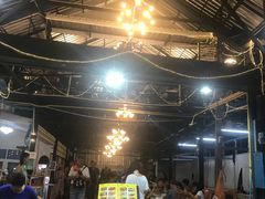 -拉威海鲜市场