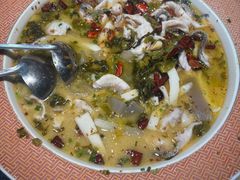 -洪帮主酸菜鲈鱼(连江万家店)