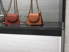 -CHARLES&KEITH(城西银泰店)