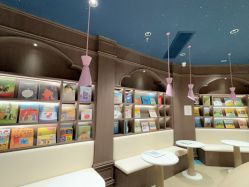 -奈尔宝家庭中心·亲子餐厅(北京东坝万达店)