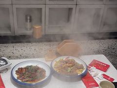 -三人行骨头王火锅(长寿店)