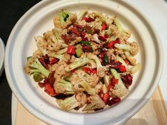 -鸽子侯·家宴·平价海鲜(市图书馆店)