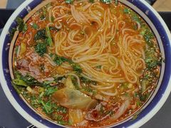 -云阿蛮云南生烫牛肉米线(奉贤路店)