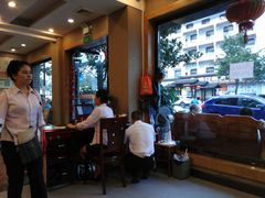 -唐师傅湘西名菜馆(武陵路店)