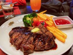 -WOLFGANG PUCK KITCHEN & BAR(迪士尼小镇店)