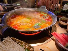 -湊湊火锅·茶憩(杭州湖滨银泰in77店)