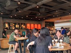 大堂-星巴克(杭州嘉里中心4F店)