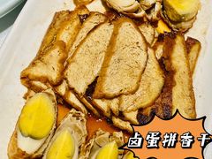 -江城小馆陕南妈妈菜·全球旅行餐厅(钟楼店)