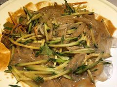 -关东小磨东北菜(上海长风大悦城店)