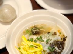 荠菜大馄饨-上海兴国宾馆香樟园西餐厅