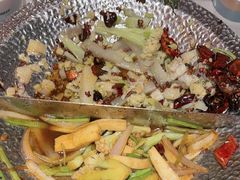 -小鱼小牛·鱼牛干锅·脆鱼火锅(世欧广场店)