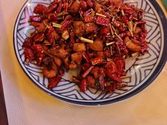 -霄汉牛三鲜湖北砂锅菜(万松园2店)